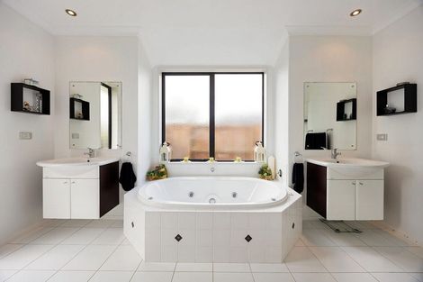 Photo of property in 11 Soma Place, Cambridge, 3434