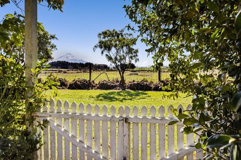 Photo of property in 1170a South Road, Manaia, 4678