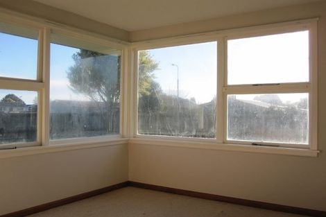 Photo of property in 39 Skerten Avenue, Hornby, Christchurch, 8042