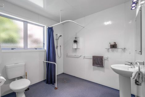 Photo of property in 52 Gladstone Terrace, Gladstone, Invercargill, 9810