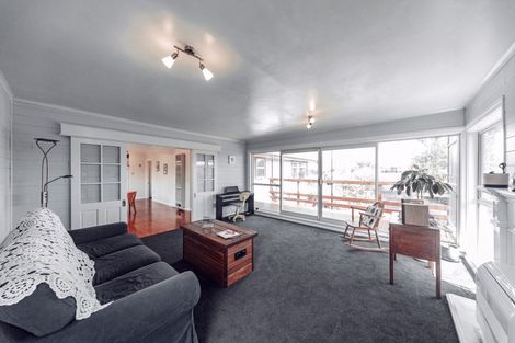 Photo of property in 39 Lincoln Terrace, Hokowhitu, Palmerston North, 4410