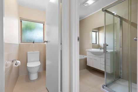 Photo of property in 1/15 Bramley Drive, Farm Cove, Auckland, 2012