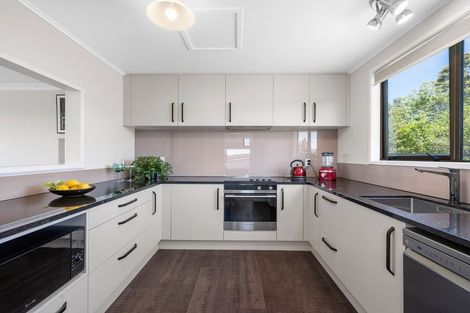 Photo of property in 5 Rangikatea Road, Omori, Turangi, 3381