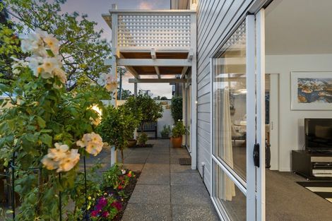 Photo of property in 49a Gracefield Avenue, Christchurch Central, Christchurch, 8013