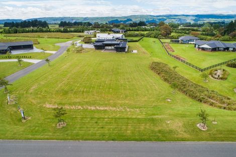 Photo of property in 3 Paterson Lane, Kelvin Grove, 4470