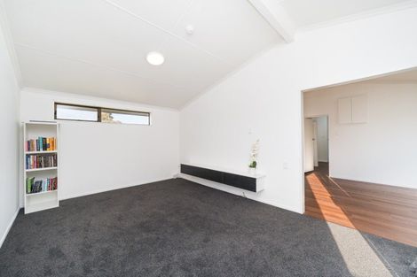 Photo of property in 114 Tremaine Avenue, Westbrook, Palmerston North, 4412