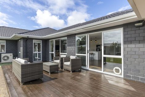 Photo of property in 3 Keene Drive, Bell Block, New Plymouth, 4312