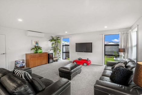 Photo of property in 125 Prestons Park Drive, Marshland, Christchurch, 8083