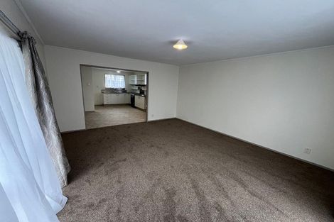 Photo of property in 220 Waitemata Drive, Ranui, Auckland, 0612