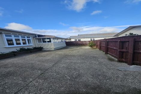 Photo of property in 143 Rongotai Road, Kilbirnie, Wellington, 6022