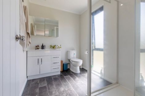 Photo of property in 21 Blundell Avenue, Waipukurau, 4200