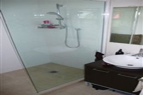 Photo of property in 16 Sydney Street, Hauraki, Auckland, 0622