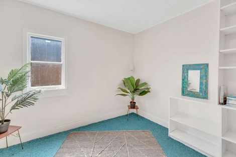Photo of property in 38 Miro Street, Takaro, Palmerston North, 4410