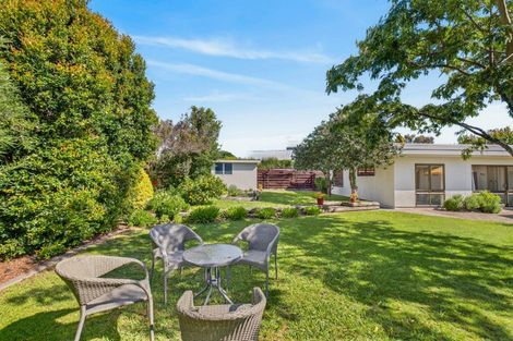 Photo of property in 19 Durham Drive, Havelock North, 4130