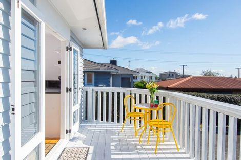 Photo of property in 9 Charles Street, Bellevue, Tauranga, 3110