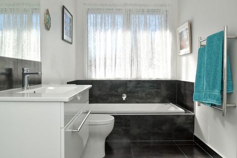 Photo of property in 50 Crown Street, Papamoa, 3118
