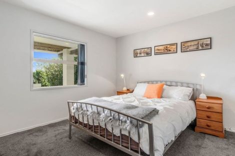 Photo of property in 64 Little John Drive, Bellevue, Tauranga, 3110