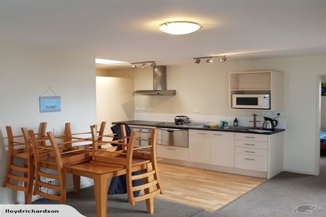 Photo of property in Westhaven Apartments, 2/127 Molesworth Street, Thorndon, Wellington, 6011