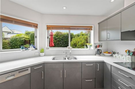 Photo of property in 15 Wai-iti Terrace, Burnside, Christchurch, 8053