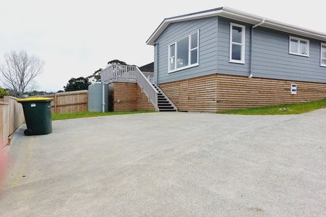 Photo of property in 57 Mcclintock Road, Massey, Auckland, 0614