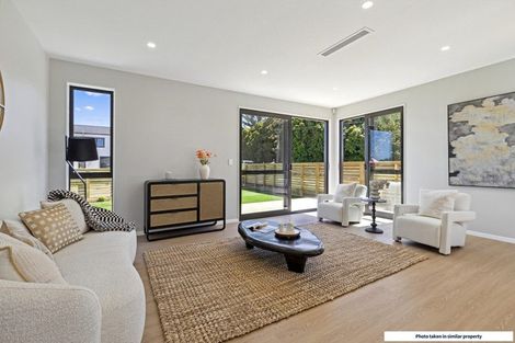 Photo of property in 2 Paretao Street, Massey, 0614