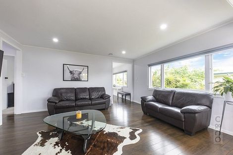 Photo of property in 16 Great North Road, Riverhead, 0820