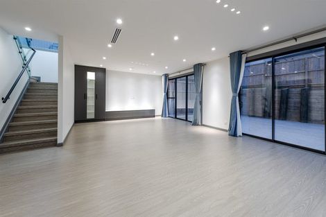Photo of property in 14 Greenstead Close, Flat Bush, 2019