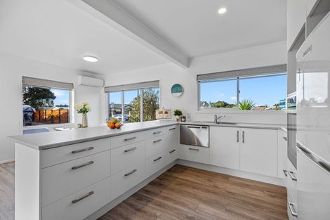 Photo of property in 7a Seaspray Drive, Mount Maunganui, 3116