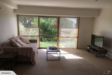 Photo of property in 1/14 Clifton Road, Hauraki, Auckland, 0622