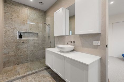 Photo of property in 8 Collings Drive, Lucas Heights, Albany, 0793