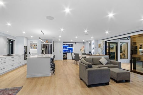 Photo of property in 7 Glandovey Road, Fendalton, Christchurch, 8052