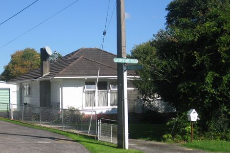 Photo of property in 50 Smythe Road, Henderson, Auckland, 0612