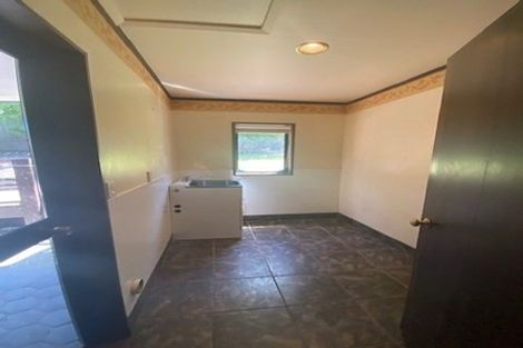 Photo of property in 3 Aintree Grove, Churton Park, Wellington, 6037