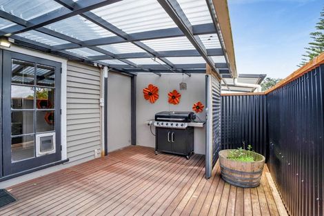 Photo of property in 39 Brown Street, Inglewood, 4330