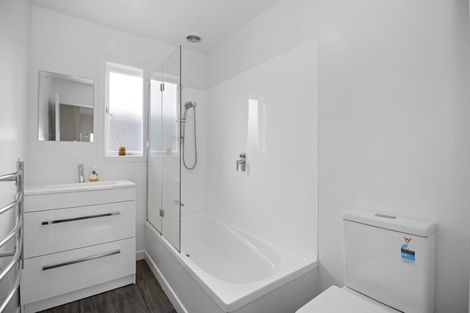 Photo of property in 68 Storey Avenue, Forest Lake, Hamilton, 3200