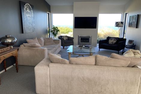 Photo of property in 25 Highgrove, Saint Clair, Dunedin, 9012