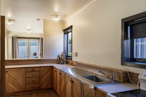 Photo of property in 102 Mcgrath Street, Napier South, Napier, 4110