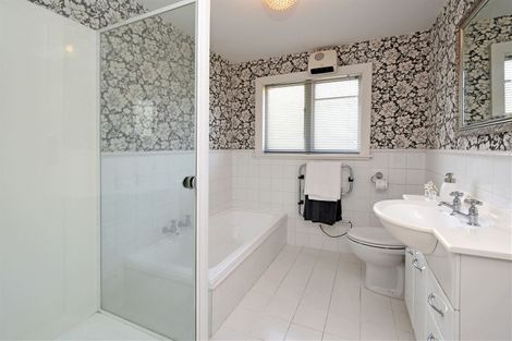 Photo of property in 8 Norwood Street, Beckenham, Christchurch, 8023