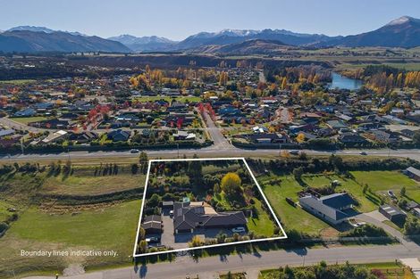 Photo of property in 10 Jack Young Place, Albert Town, Wanaka, 9305
