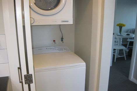 Photo of property in 424 Evans Bay Parade, Hataitai, Wellington, 6021