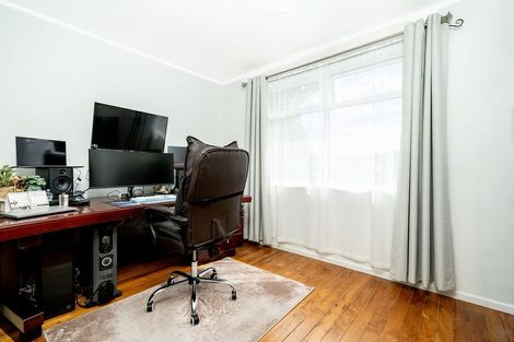 Photo of property in 26 Valley Road, Hikurangi, 0114