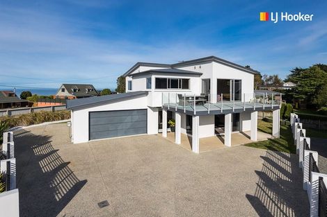Photo of property in 333 Highcliff Road, Highcliff, Dunedin, 9013