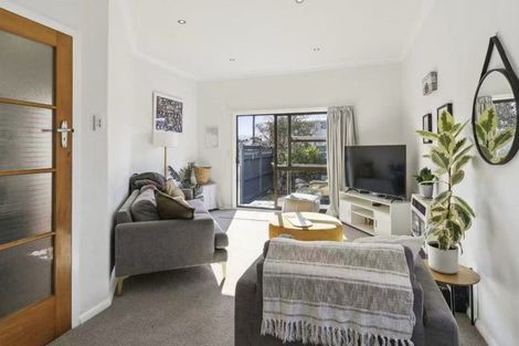 Photo of property in 406 Broadway, Miramar, Wellington, 6022