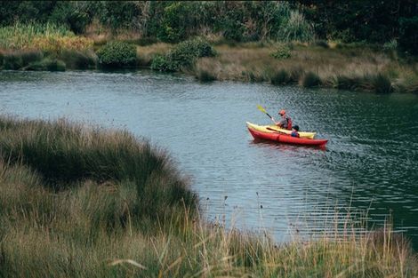 Photo of property in 92 Kahui Parade, Karaka, 2113