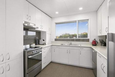 Photo of property in 42 Glendevon Place, Vauxhall, Dunedin, 9013