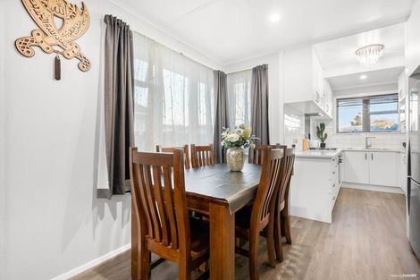 Photo of property in 10 Healy Road, Manurewa, Auckland, 2102