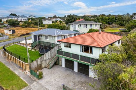 Photo of property in 1 Tuki Street, Titahi Bay, Porirua, 5022