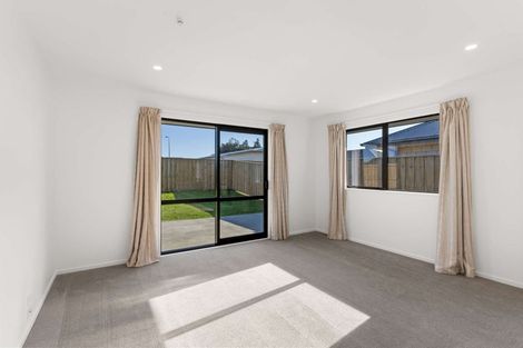 Photo of property in 35 Herridge Street, Woodend, 7691