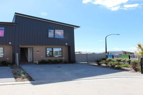 Photo of property in 11 Ngakoro Road, Karaka, Papakura, 2113