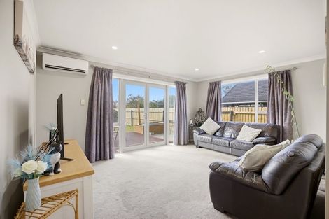 Photo of property in 18 Heathglen Avenue, Parklands, Christchurch, 8083